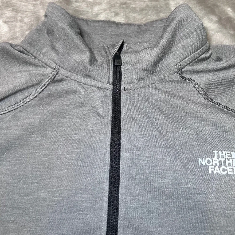 The‎ North Face Mens Size Medium FlashDry 1/4 Zip Pullover Grey Heather Gorpcore